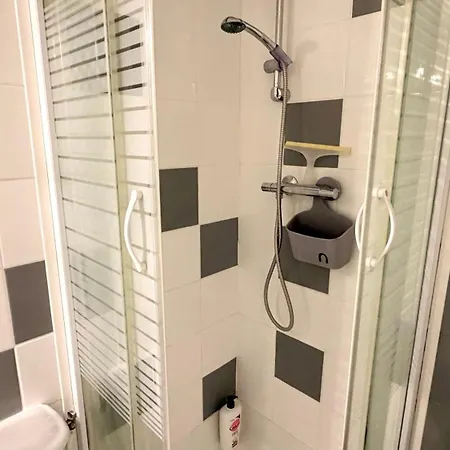 Le Mars - 2 Voyageurs - Republique - *