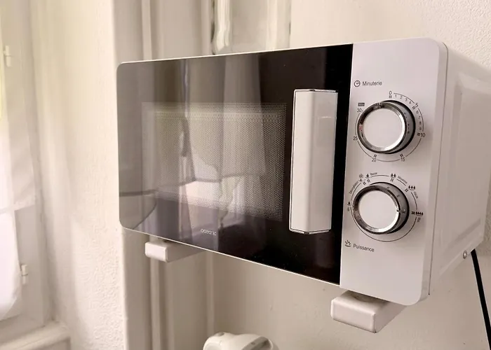 Le Mars - 2 Voyageurs - Republique - *