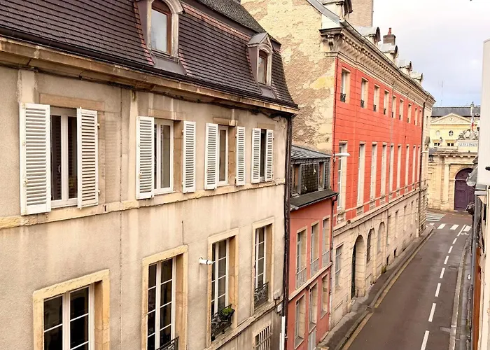 Le Mars - 2 Voyageurs - Republique -